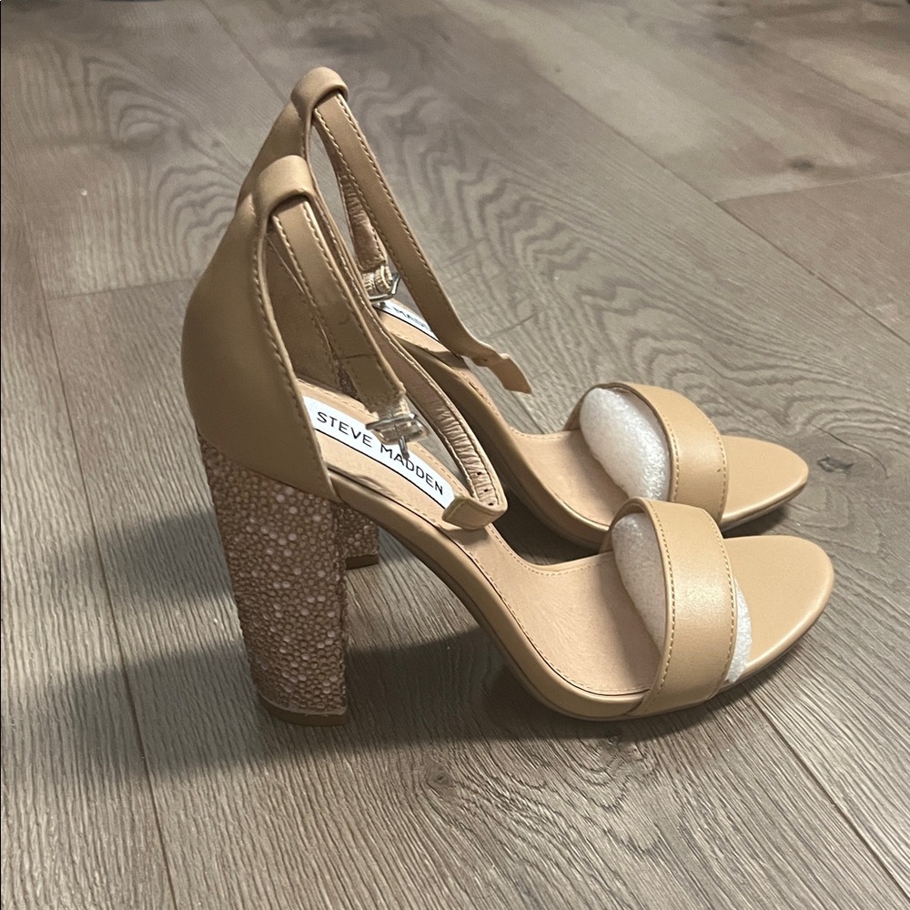 Steve Madden Beige Block Heel Sandals